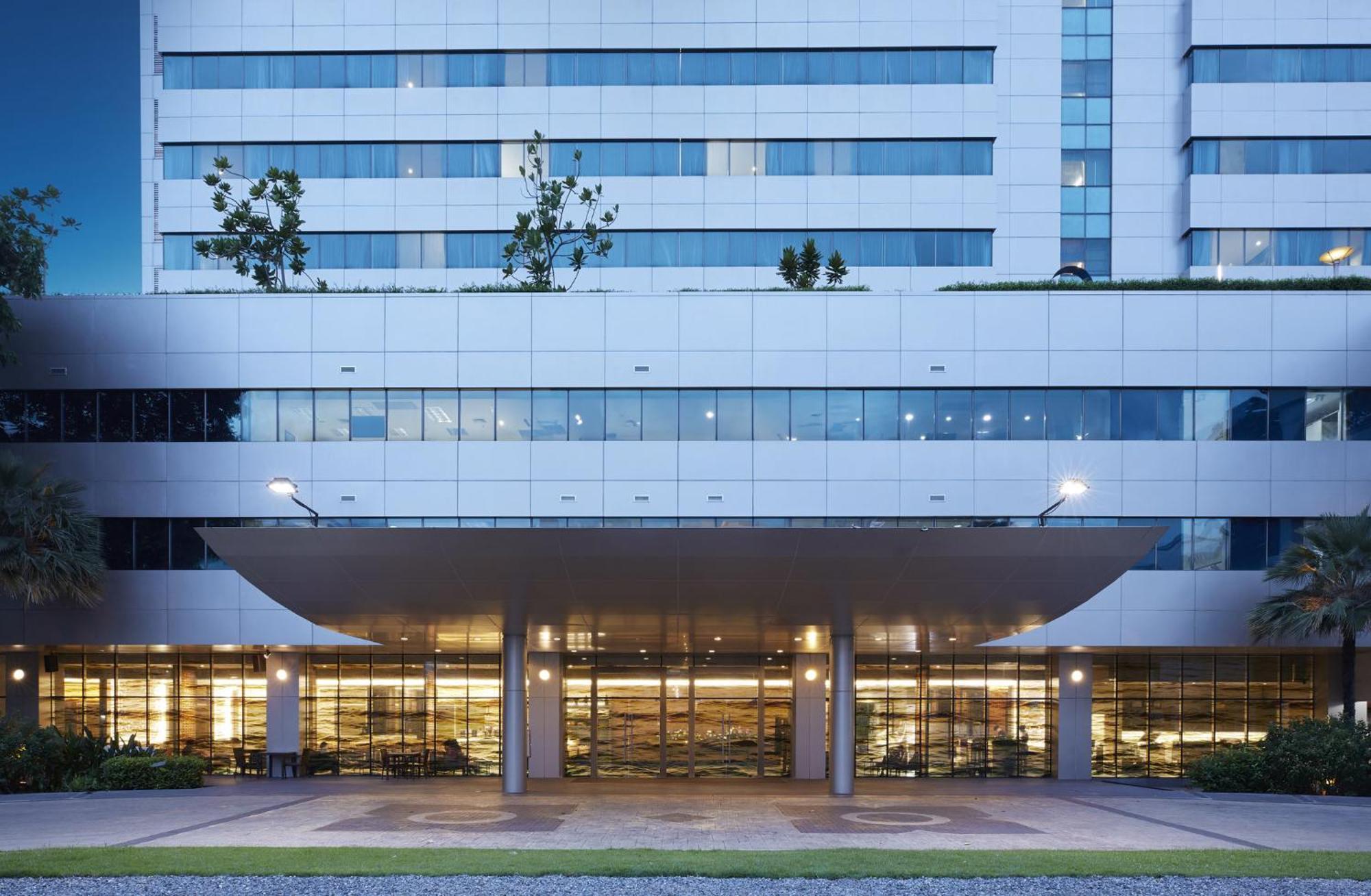 Centara Life Government Complex Hotel & Convention Centre Chaeng Watthana Bangkok Buitenkant foto