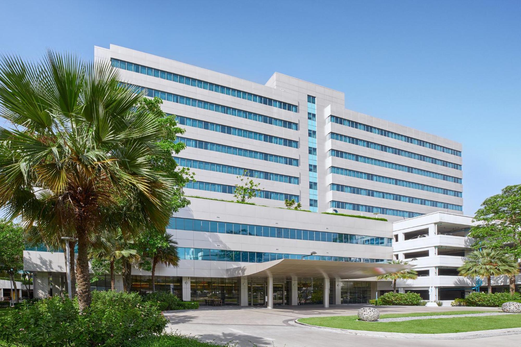 Centara Life Government Complex Hotel & Convention Centre Chaeng Watthana Bangkok Buitenkant foto