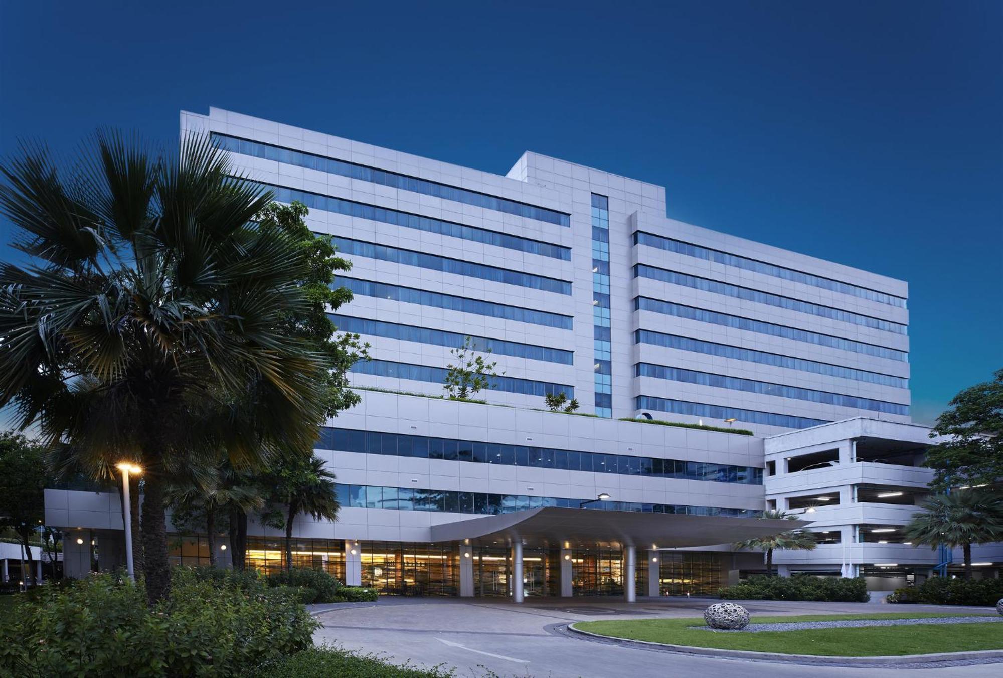 Centara Life Government Complex Hotel & Convention Centre Chaeng Watthana Bangkok Buitenkant foto
